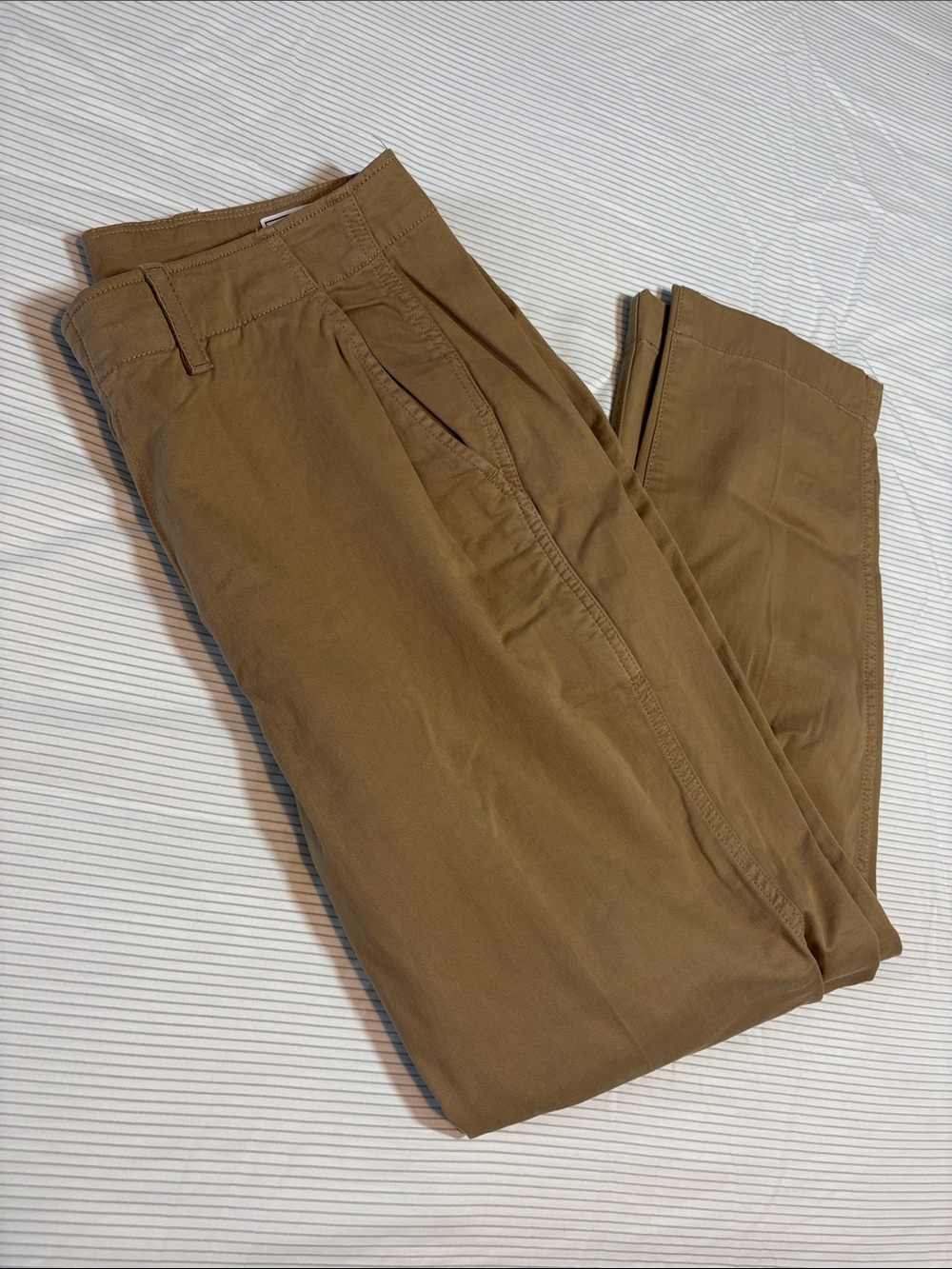 GAP women's Khaki Straight Chinos - Brown Tan